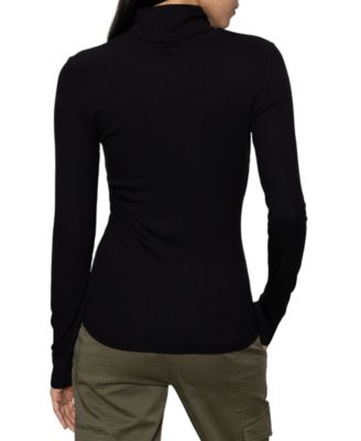 Essential Turtleneck Top