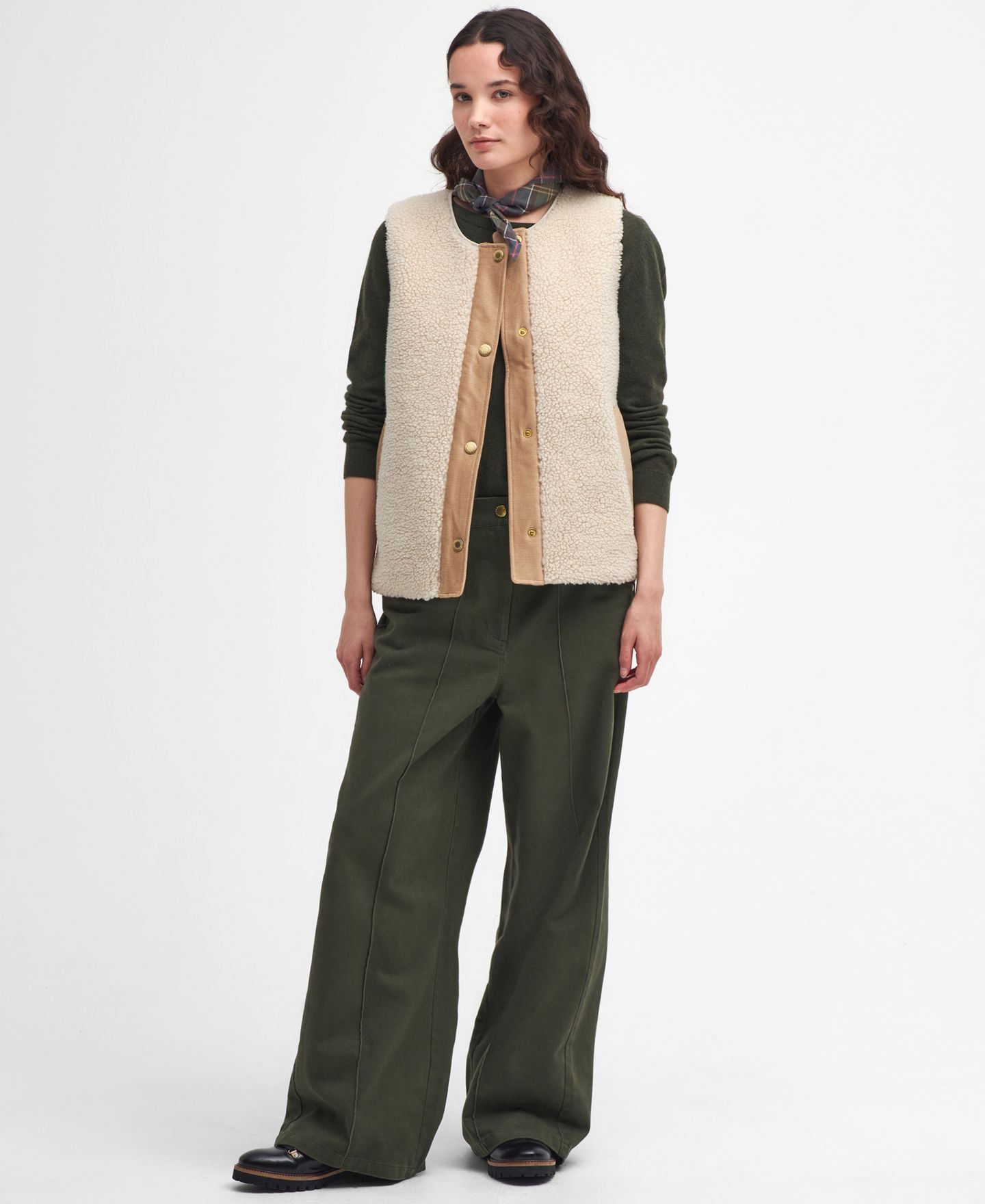 Женский жилет Barbour Dulsie Faux-Fur Vest Liner, цвет: Экрю — фото 2