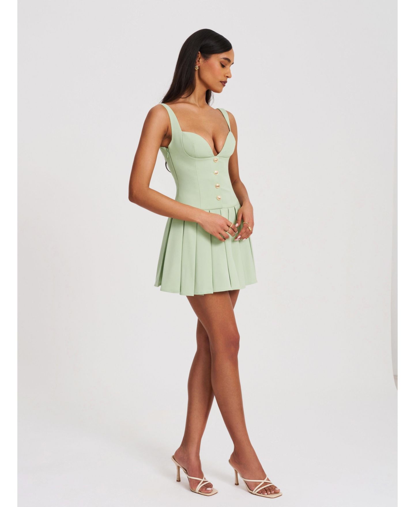 Женское платье Miss Circle Tala Pistachio Green Sleeveless Pleated Preppy Mini, цвет: Фисташковый зелёный — фото 7