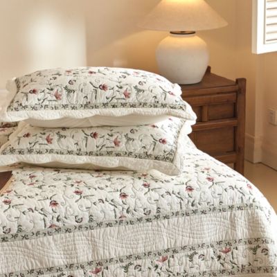 3Pcs 100% Cotton Embroidery Delicate Floral Quilt Bedspread Set Queen