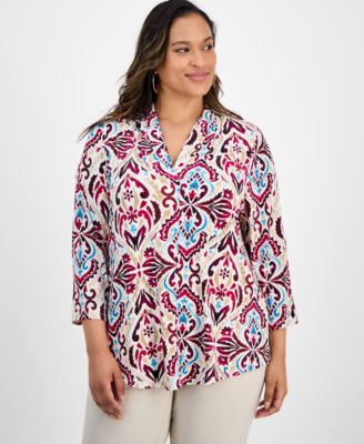 JM Collection - Plus Size Daniella Damask V-Neck Top