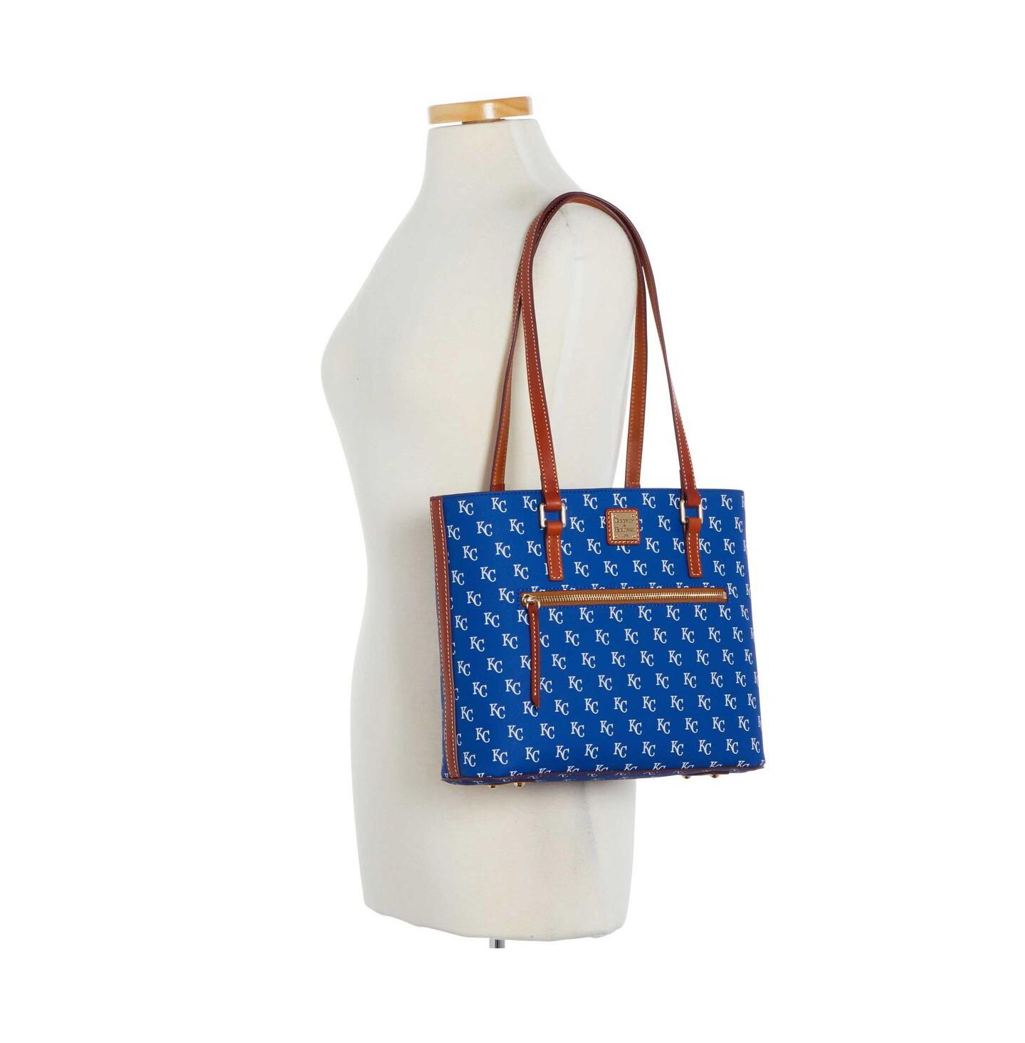Женская сумка Dooney & Bourke Kansas City Royals Signature Shopper Purse — фото 3
