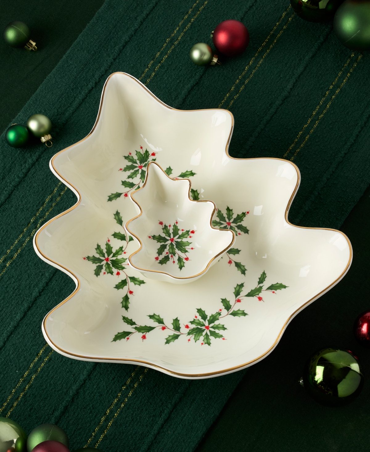 Lenox Holiday Tree Chip & Dip In White