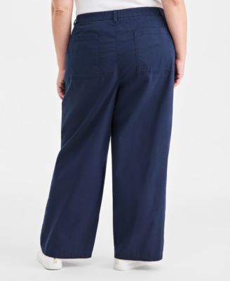 Plus Size Pleated Straight-Leg Pant