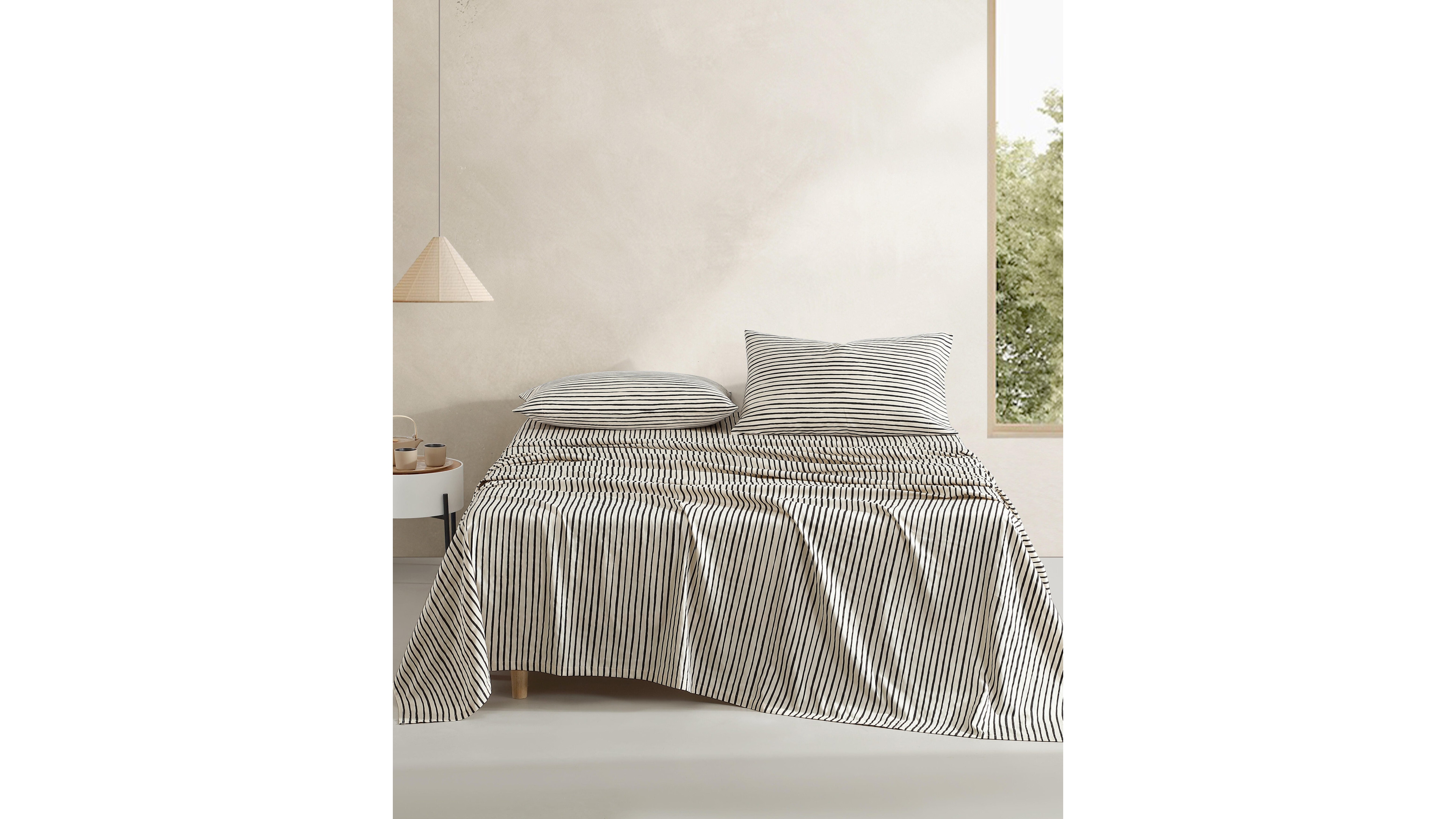 Marimekko Piccolo 300-Thread Count Cotton 4-Pc. Sheet Set, King