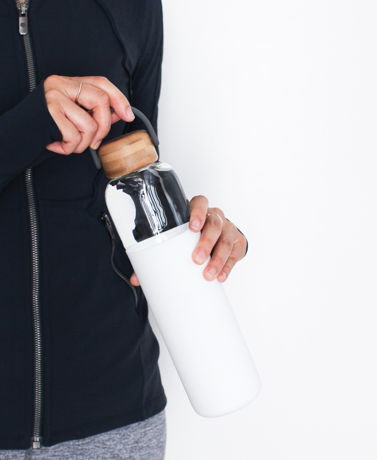 Full Circle Soma 25 oz. Glass Water Bottle