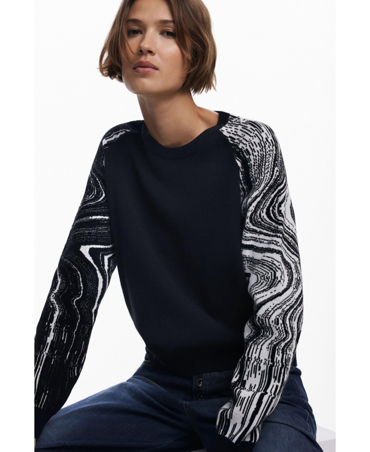 Desigual Swirl Raglan Sleeve Crewneck Sweater In Black