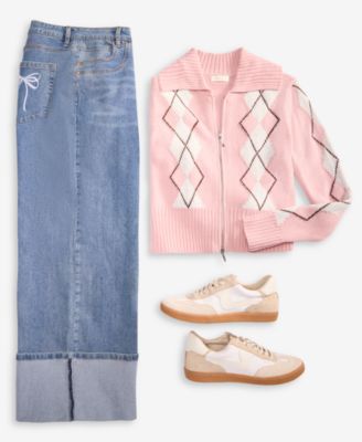 Juniors' High-Rise Cuffed Bow-Embroidery Jeans 