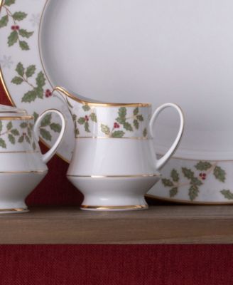 Holly & Berry Gold Sugar & Creamer Set