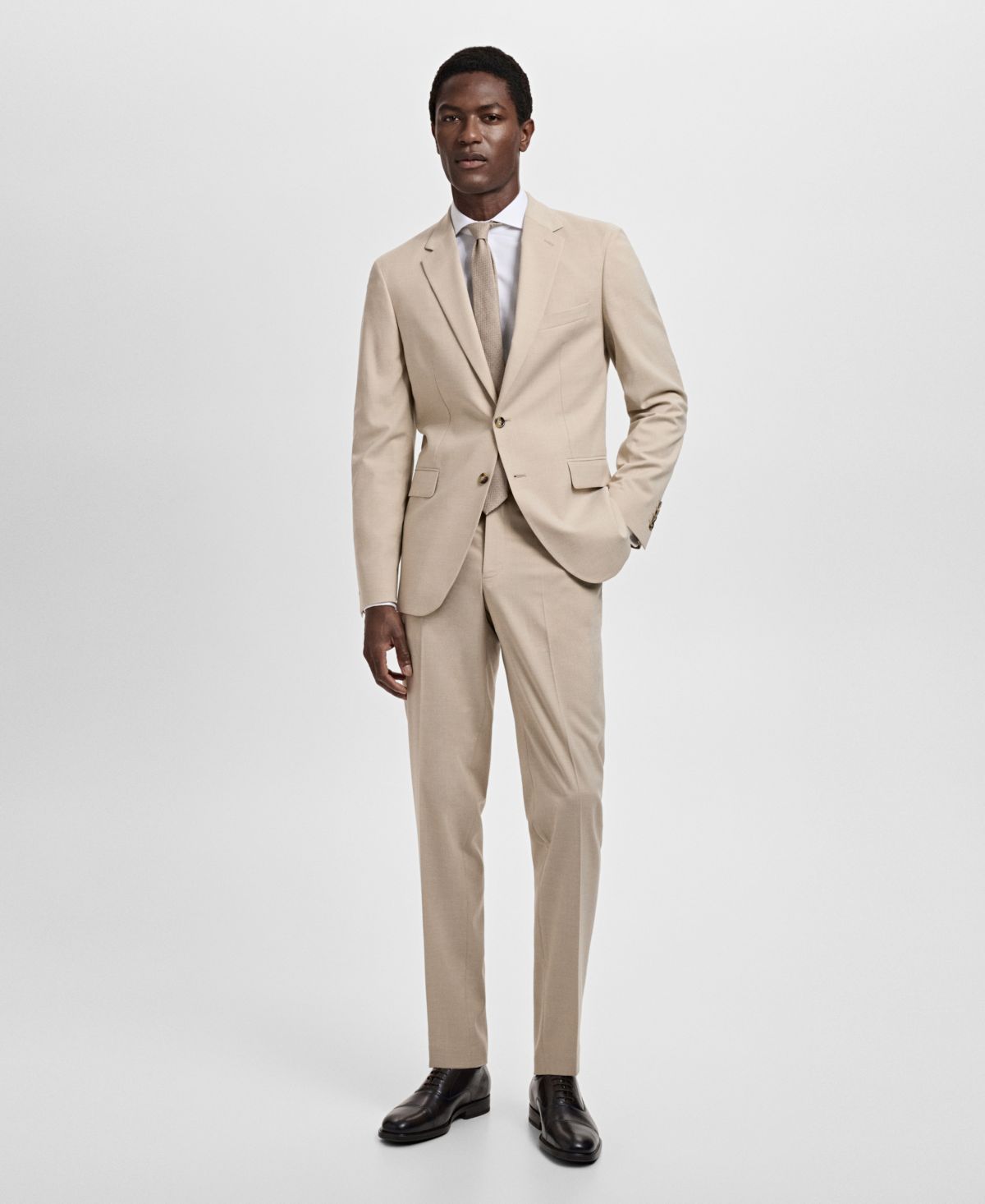 Мужской приталенный костюм Milan, разделяющий