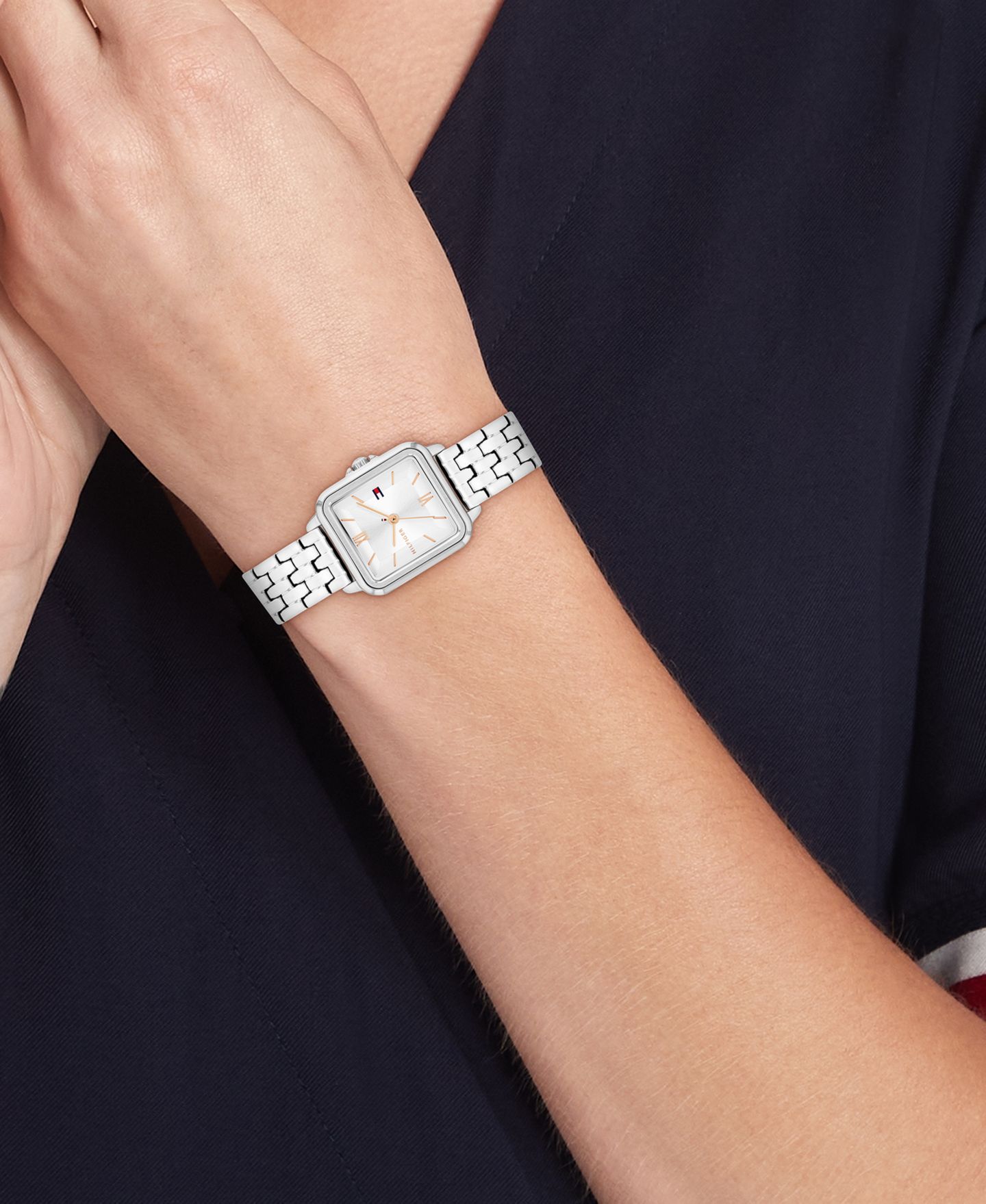 Женские часы Tommy Hilfiger Quartz Silver Tone Stainless Steel Bracelet Watch, 22.5mm — фото 6