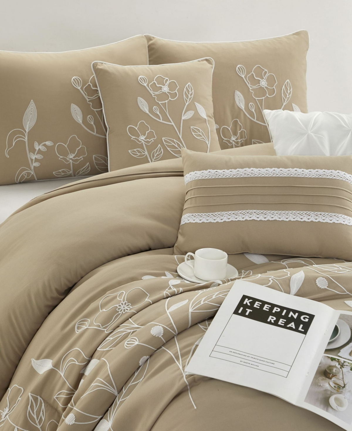 Stratford Park Safina Floral 7-pc. Comforter Set, Queen In Brown