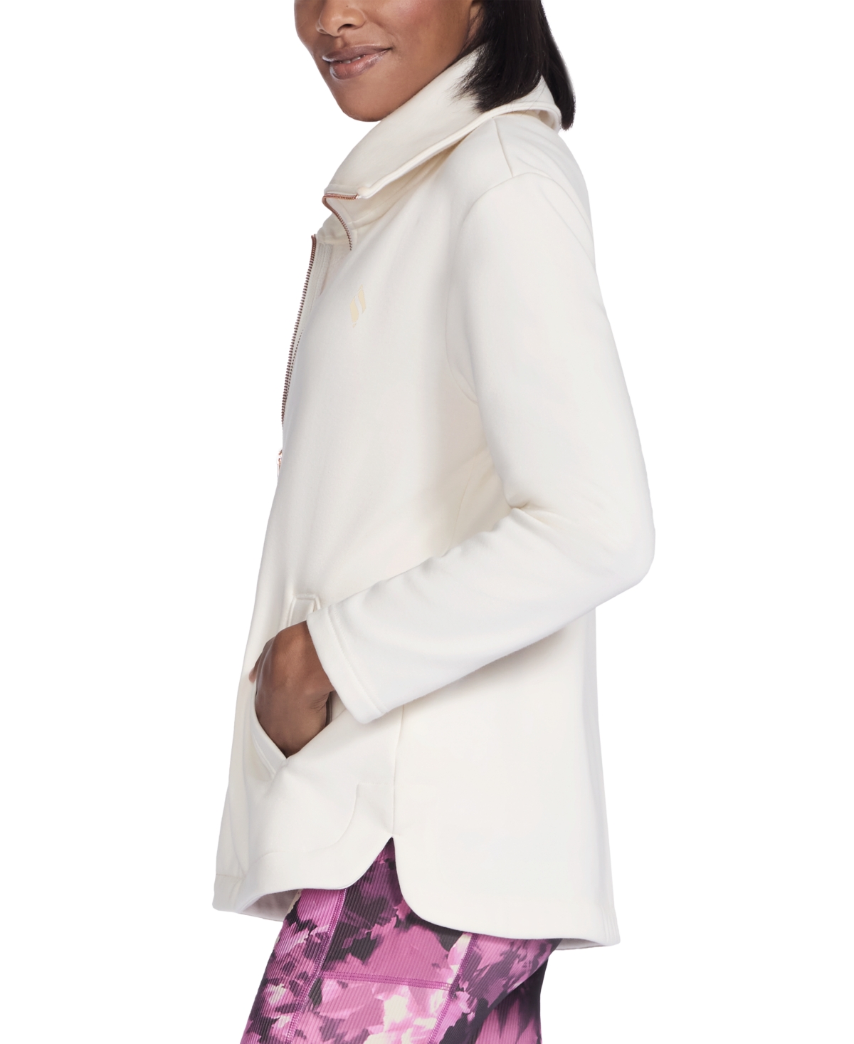 Skechers Go Snuggle Tunic Fullzip Jacket In White