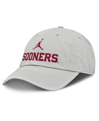 Jordan - Men's Gray Oklahoma Sooners 2025 On-Field Gameday Club Adjustable Hat