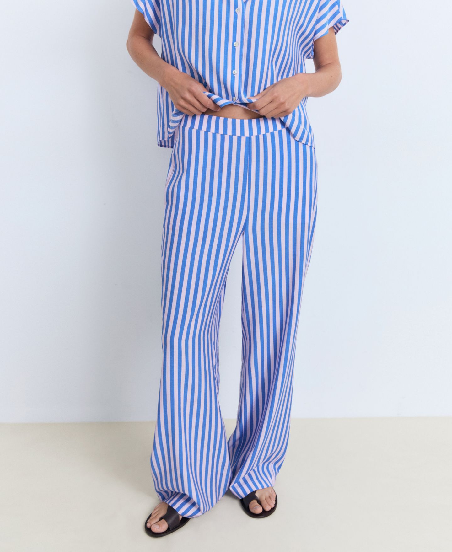 Женские брюки Mango Stripe-Print Straight, цвет: Синий — фото 4