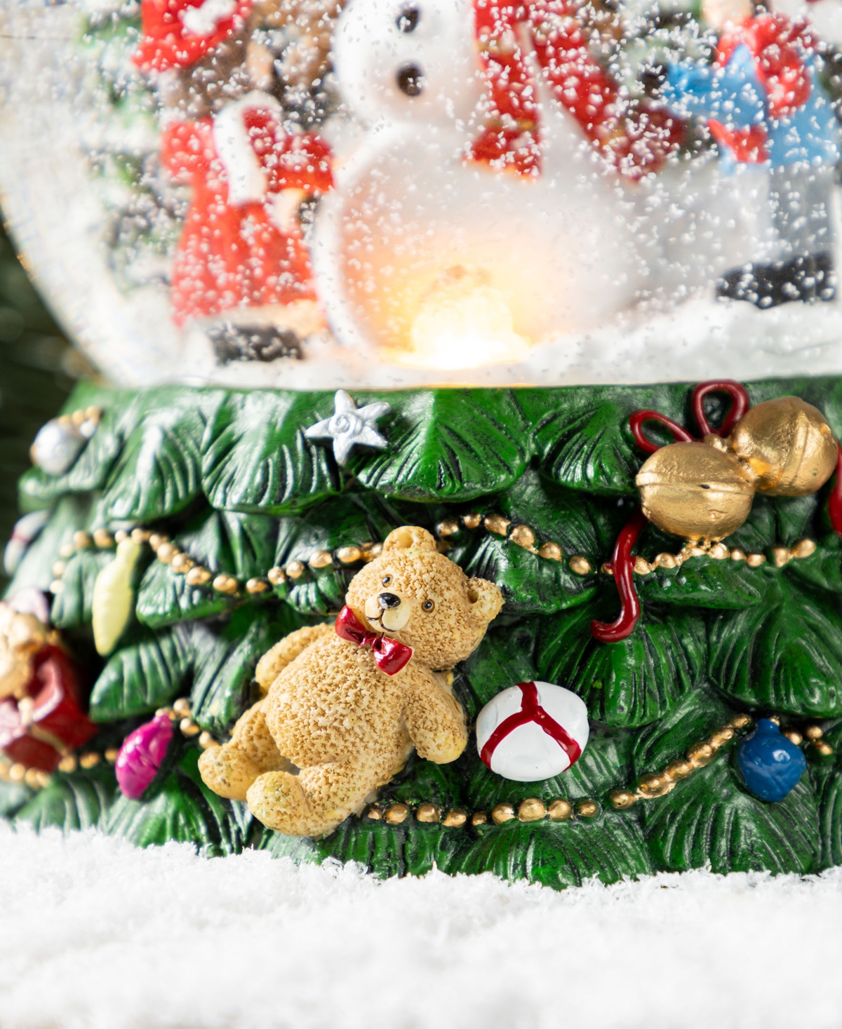 Glitzhome 150mm Lighted Resin Christmas Musical Snowflakes Snowman Water Globe In Multi
