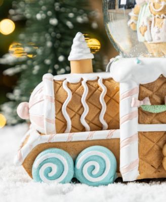 100mm Resin Christmas Musical Snowflakes Gingerbread Family Train Water Globe