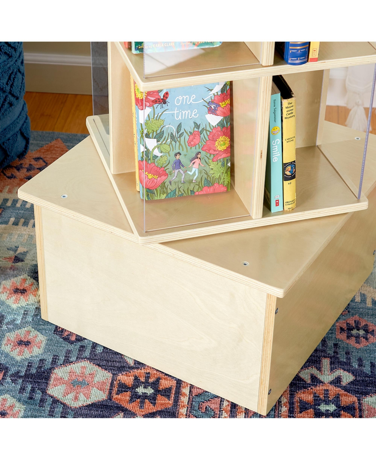 Guidecraft Floor Standing Rotating Book Display: Spinning Bookshelf Tower for Classroom, Kids Playroom, Library | Revolving Bookcase w/ Acrylic Window