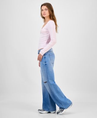 Juniors' Low-Rise Slouchy Flare Jeans 