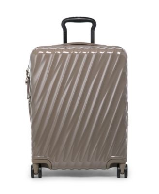21.8" Continental Expandable Carry-On Spinner