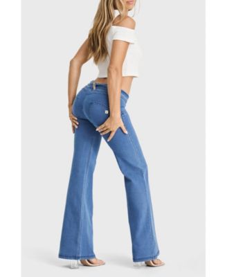 Women's Belted Low-Rise Sculpting Flare Jeans