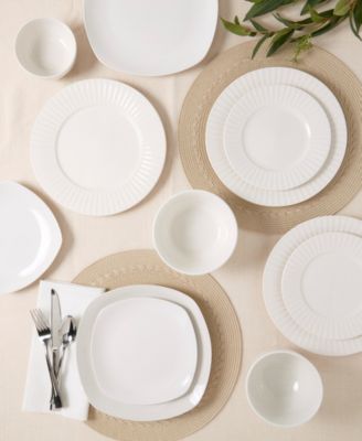 Soft Square 32 Pc. Dinnerware Set, Service for 8
