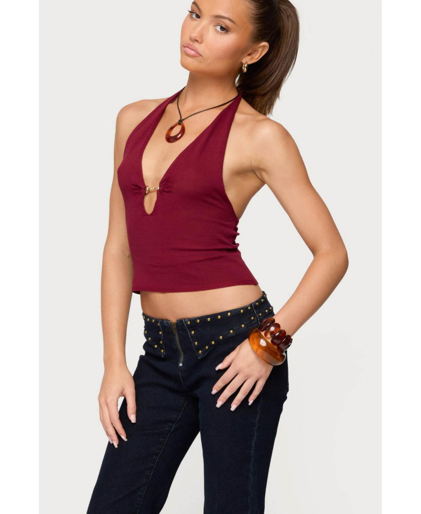 Женский топ Edikted Missie Knitted Plunge Neck Halter, цвет: Бордовый — фото 4