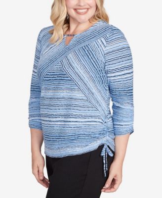 Women's Spliced Textured Stripe Knit Top