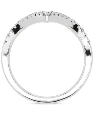 Diamond Chevron Ring (1/4 ct. t.w.) in 14k Two-Tone Gold