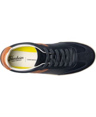 Men's Pace Round Toe Lace Up Sneakers