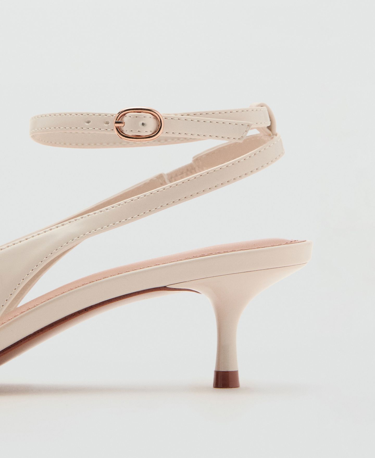 Женские туфли Mango Kitten-Heel Pointed, цвет: Бежевый — фото 2