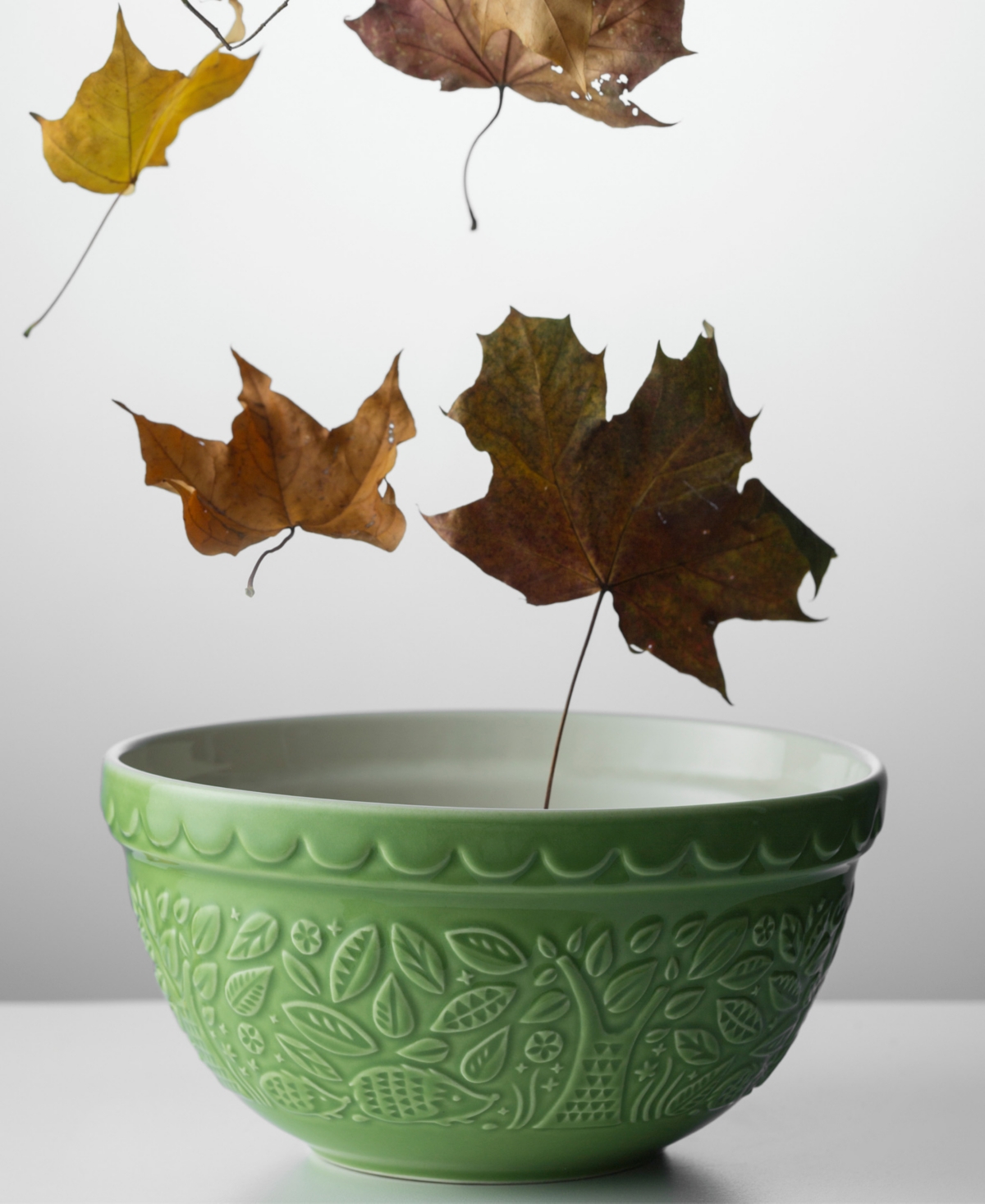 Mason Cash In The Forest Mixing Bowls, Set Of 2 In Green
