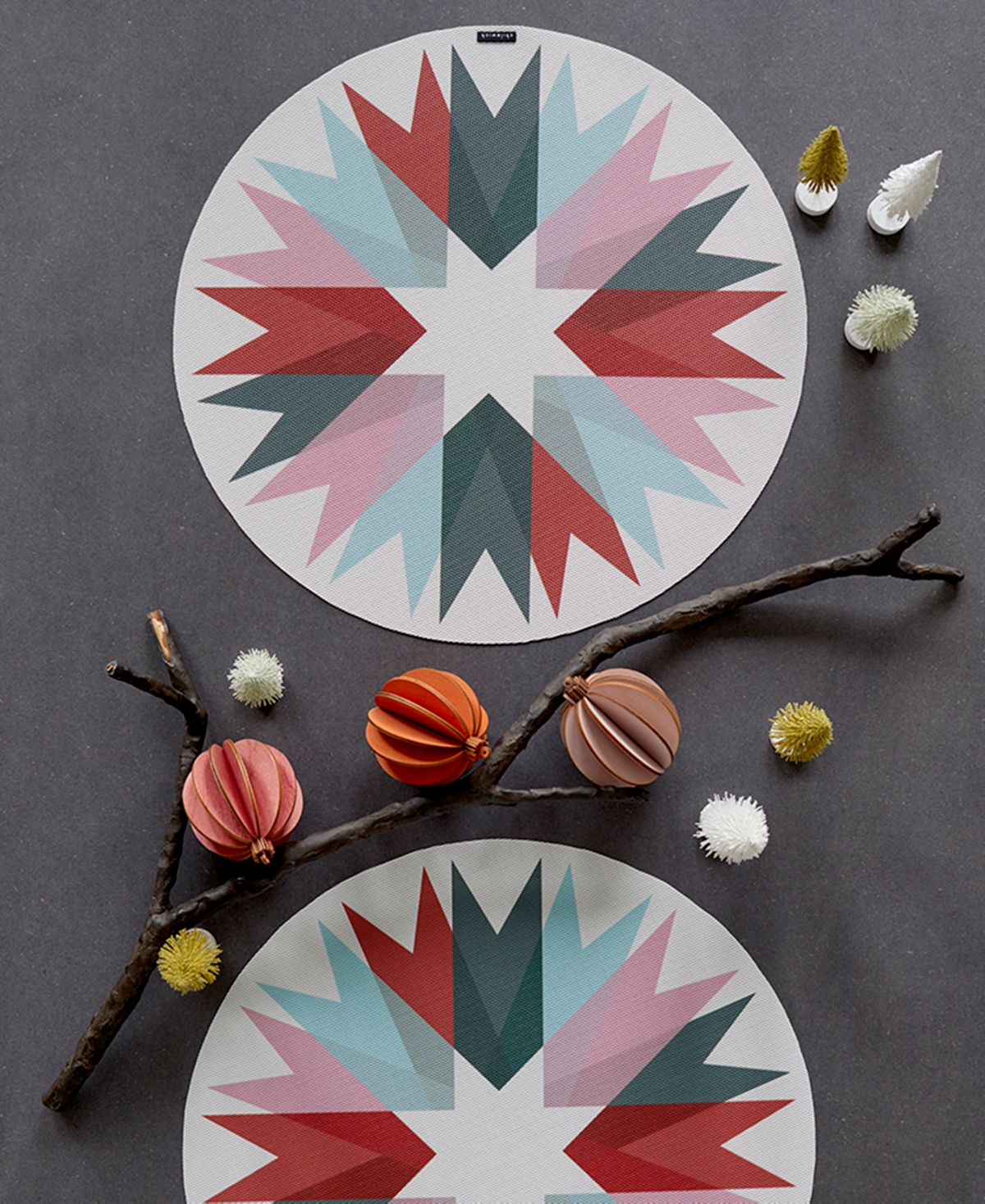 Chilewich Bow-print 15" Round Placemat In Multi