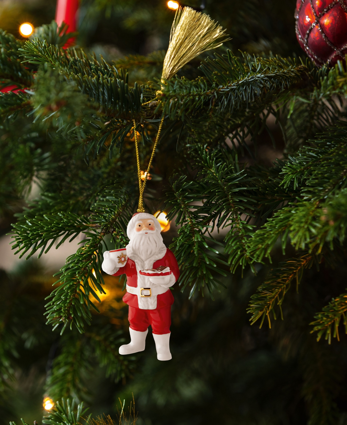 Villeroy & Boch 2025 Christmas Classics Annual Santa Ornament In Multi