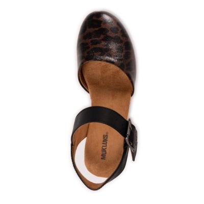 Women's Merritt Closed Toe Quarter Strap Shoe