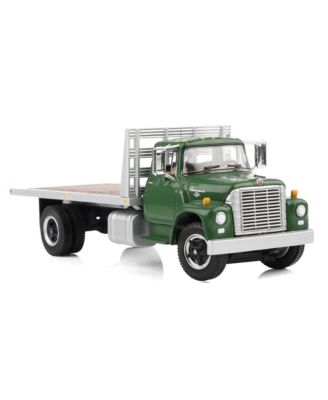 First Gear 1/64 1970s International Loadstar Flatbed Truck Green DCP by 60-2039