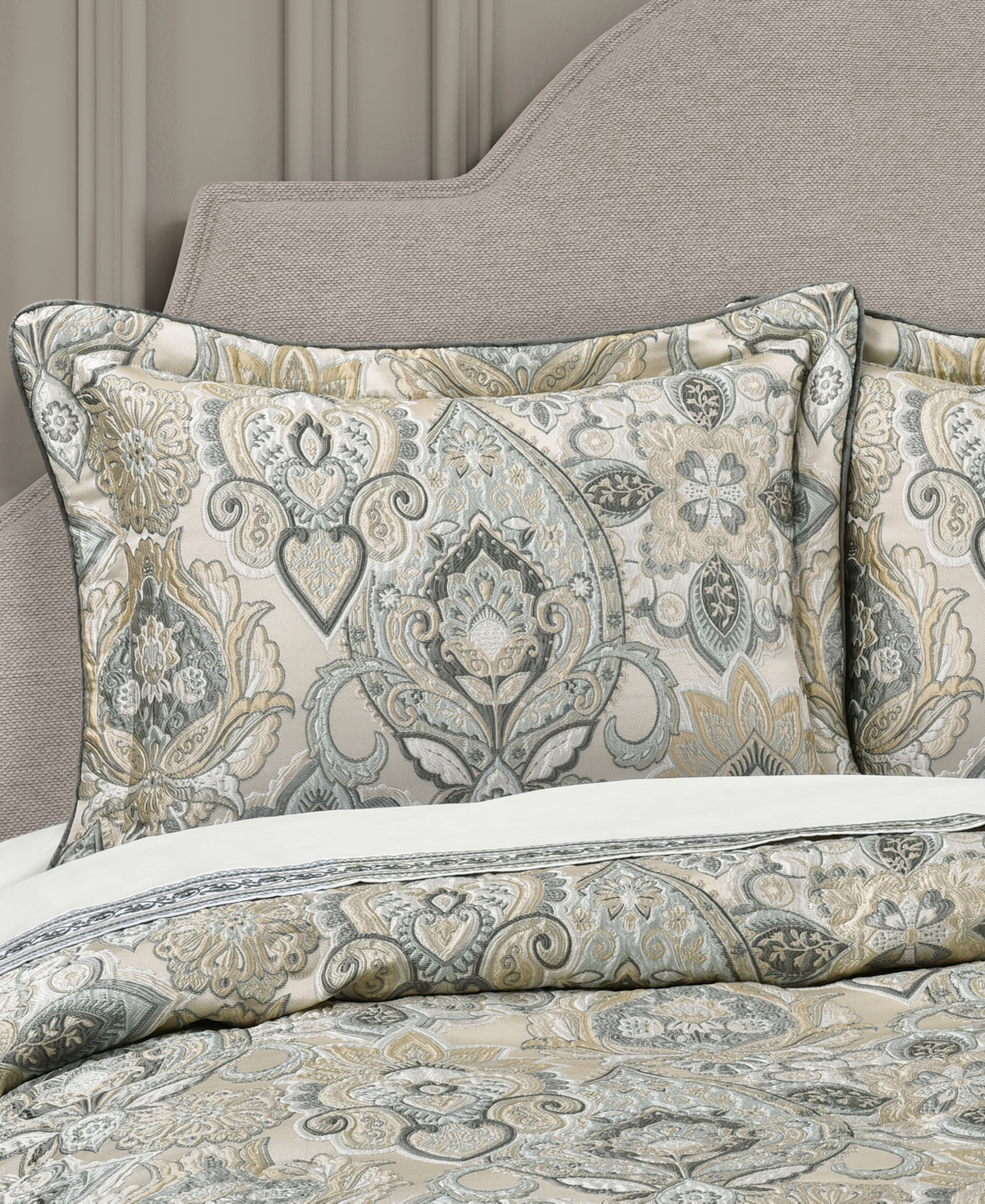 J Queen New York Annabelle Damask 4-pc. Comforter Set, King In Blue