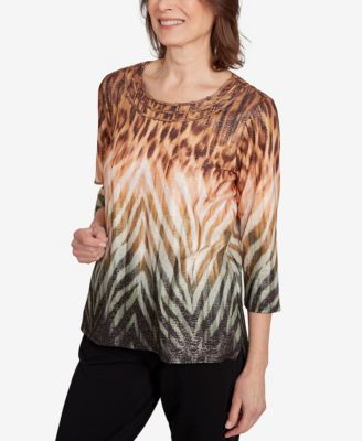 Women's Classic Ombre Animal Skin Three Quarter Sleeve Top