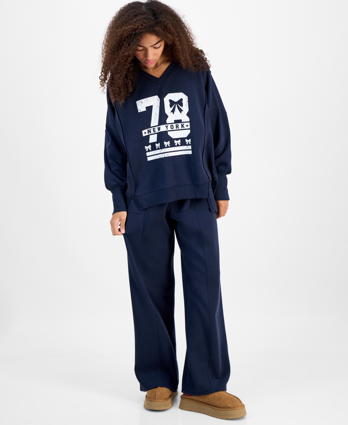Planet Heart Planet Gold Juniors Oversized Graphic Print Sweatshirt High Rise Fleece Pants In Blue