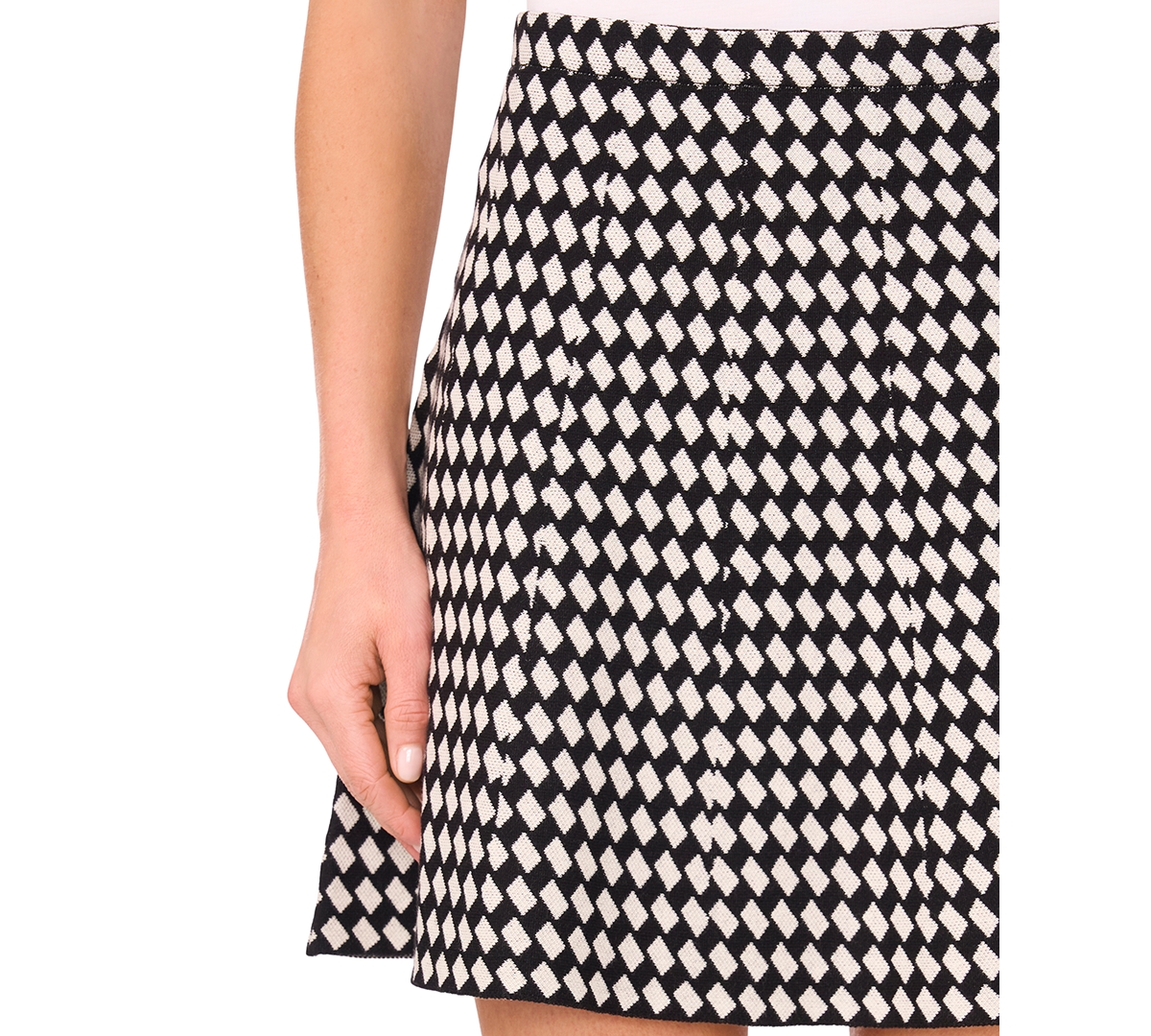 Cece Women's Geo Pattern Pull-on Mini Skirt In Neutral