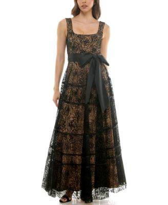 Women's Scoop Neck Tiered Dress