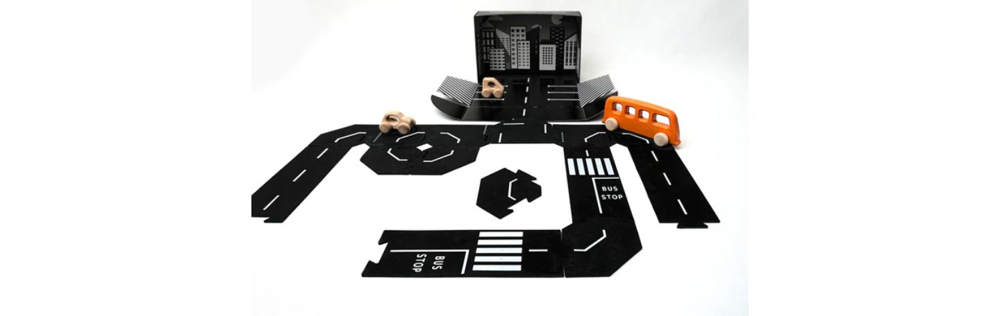 Детский конструктор ToddleRoad City 14-Piece Indoor-Outdoor Road Building Set, Ages 3+, цвет: Чёрный — фото 1