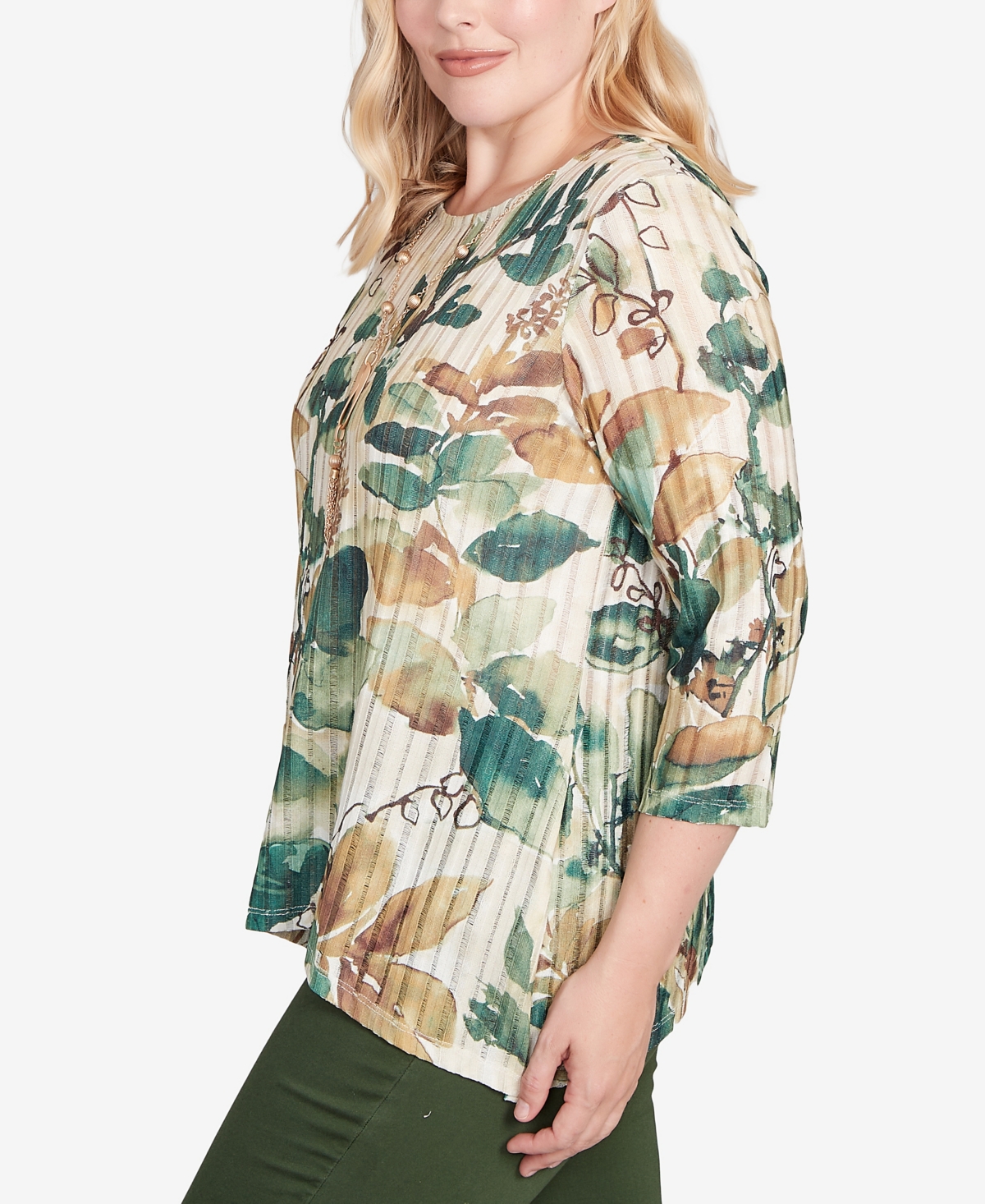 Alfred Dunner Petite Abstract Leaf Hem Top In Green