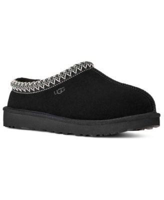 UGG®
