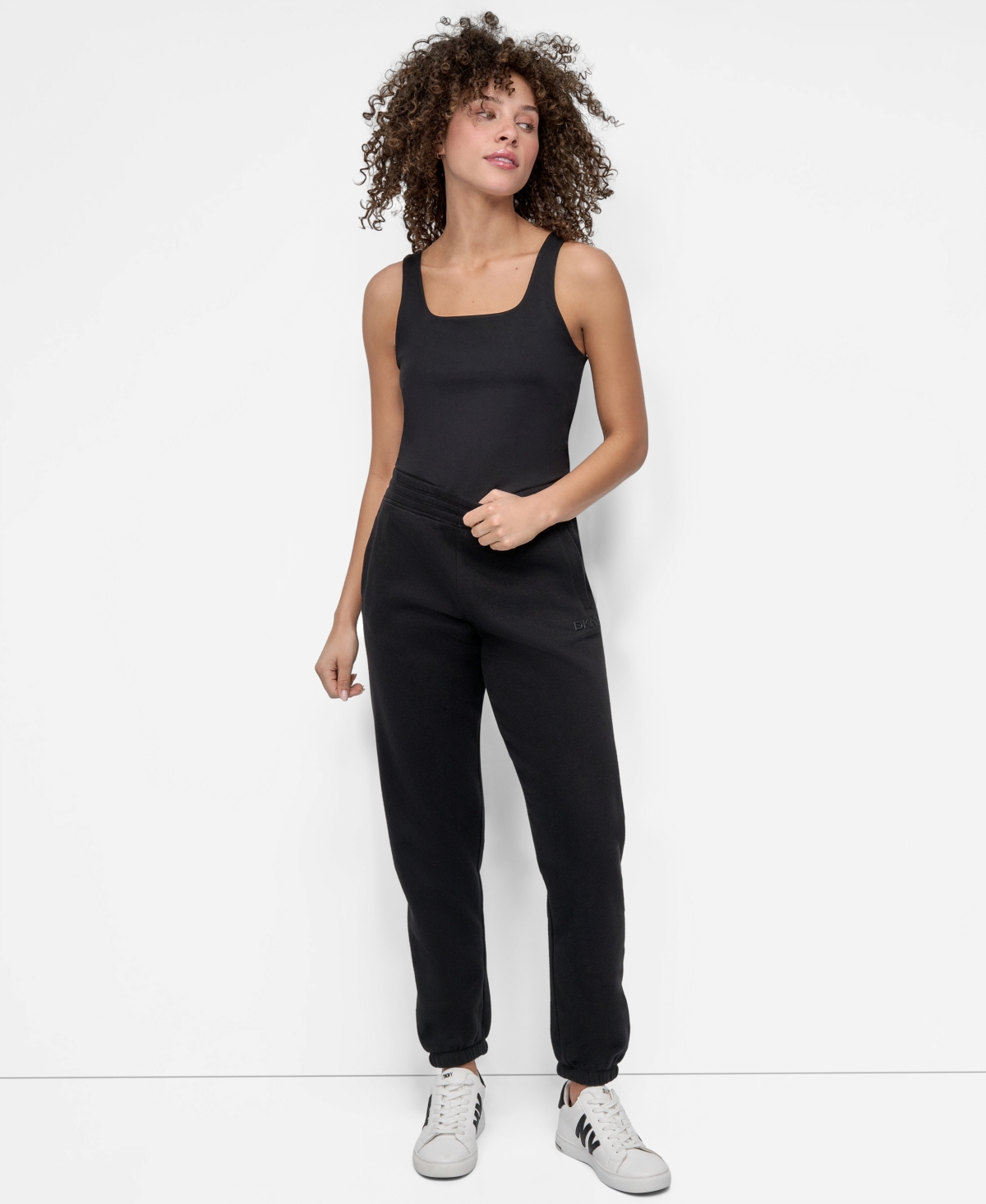 Dkny Women's Hd Logo High Waist Relaxed Joggers In Black