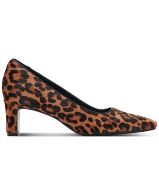 Women's Total Motion Merida Classic Dress Pumps