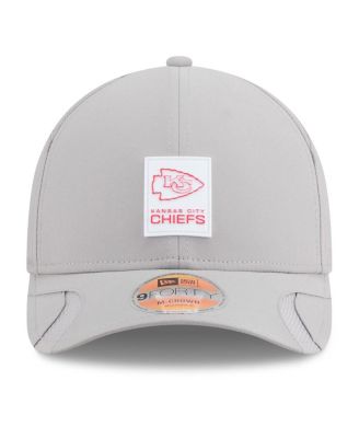 Men's Gray Kansas City Chiefs 2025 Sideline M-Crown 9FORTY Adjustable Hat