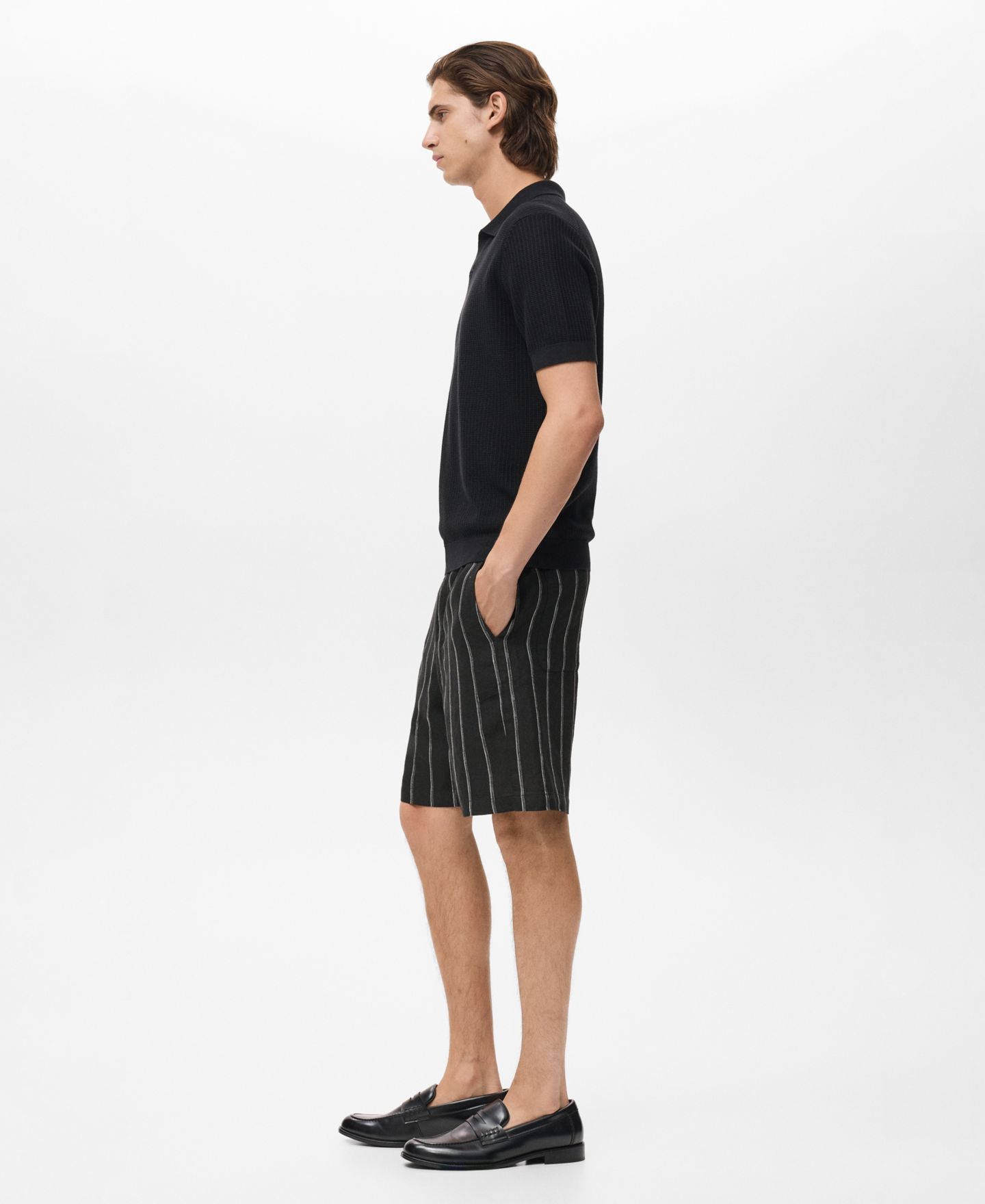 Мужские шорты Mango Striped Linen-Blend 8.5" Bermuda, цвет: Угольный — фото 5