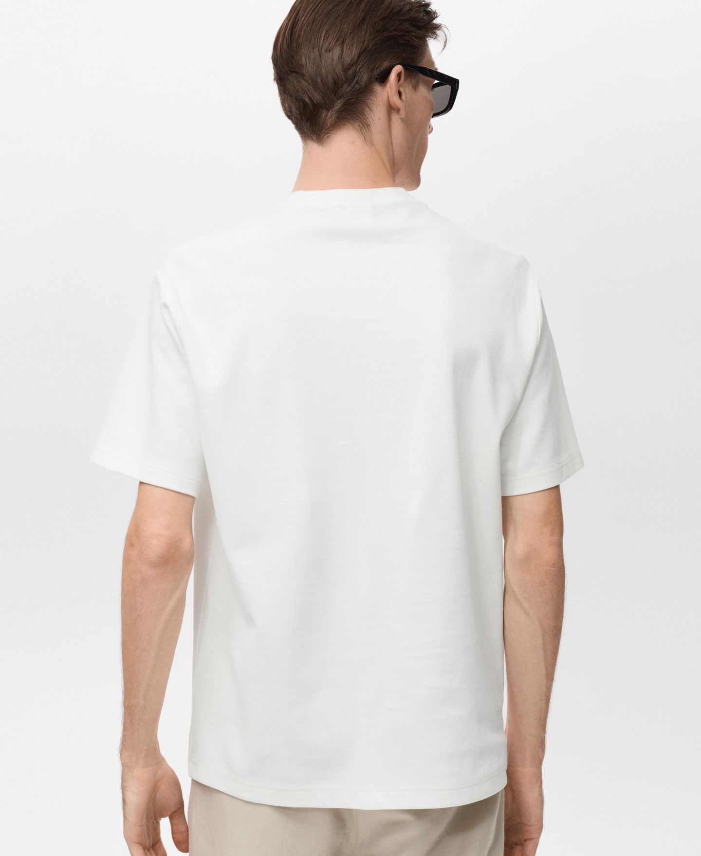 Мужская футболка Mango Regular-Fit Textured, цвет: Белый — фото 3