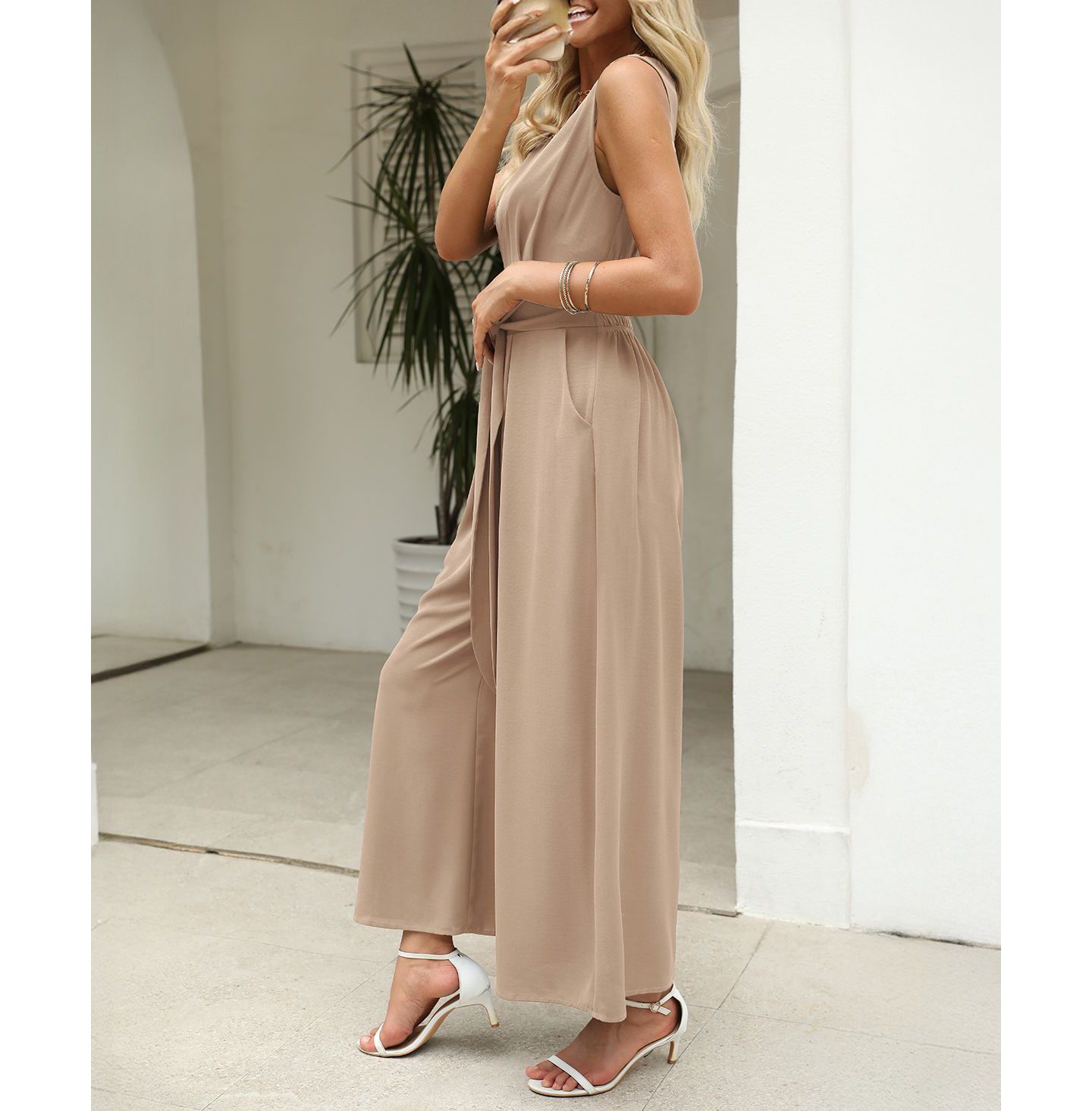 Женский комбинезон Cupshe Sleeveless Tie Front Jumpsuit, цвет: Бежевый / Хаки — фото 2